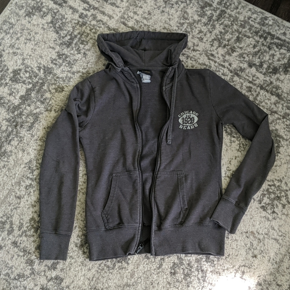 Bears sweat shirt